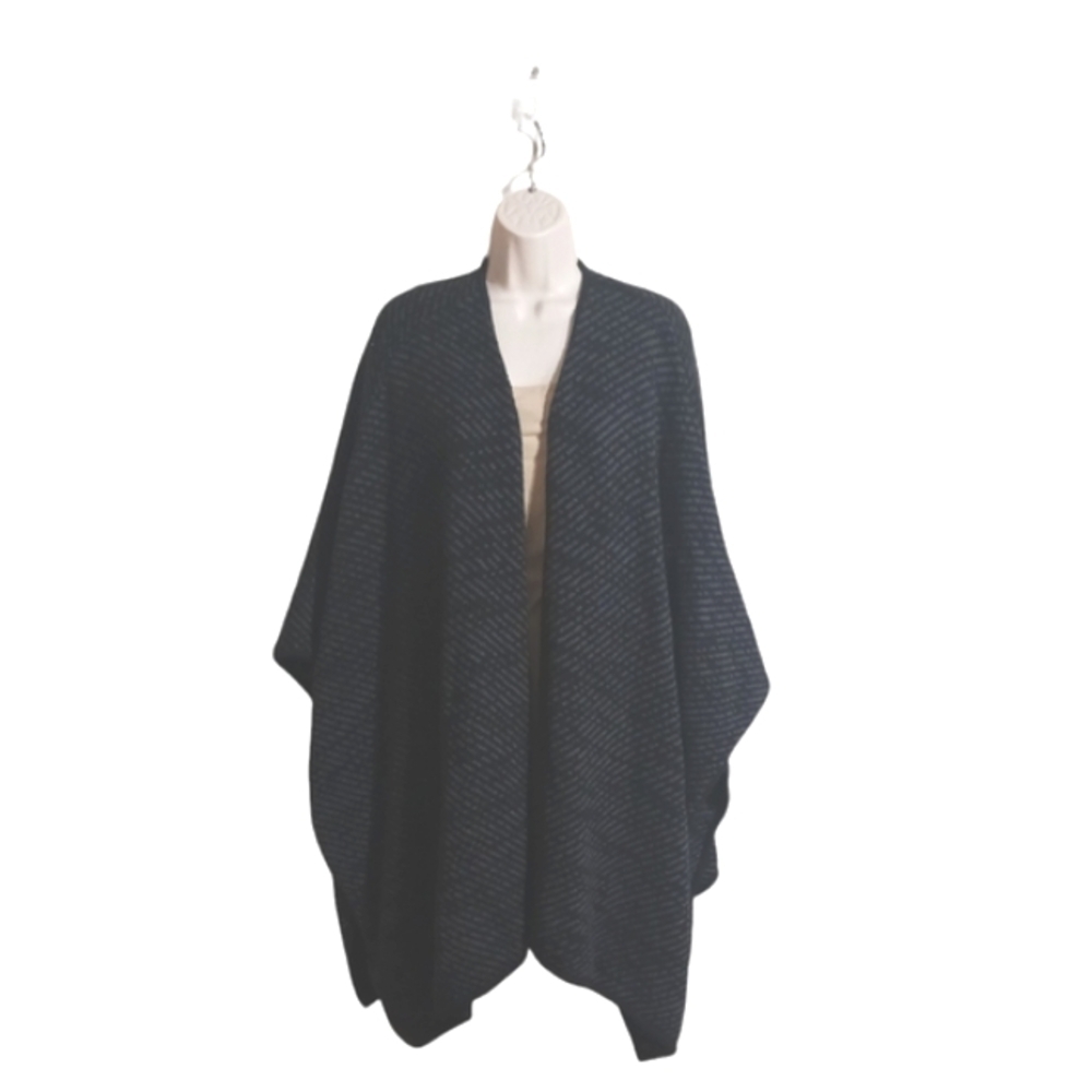 Michael Kors Chevron Black and Gray Sape Size Small / Medium
